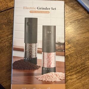 Electric Grinder Set — Black Pepper & Salt Mills
